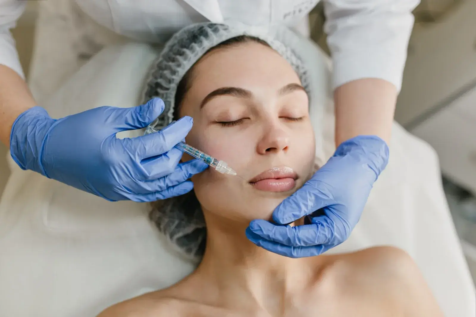 Relleno de Labios con Ácido Hialurónico — Perfect by Dr. Orsini, Caracas